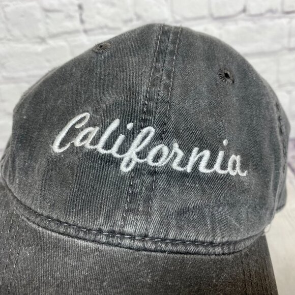 Dad Hat Cap Gray Strap Back California Embroidered Cursive Brandy Melville 1SIZE - Picture 6 of 8